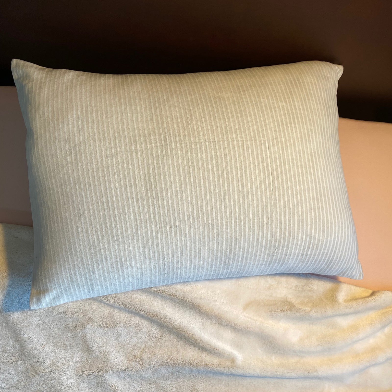 保湿まくらカバー グレーストライプ – cover-ing-plusの公式オンライン